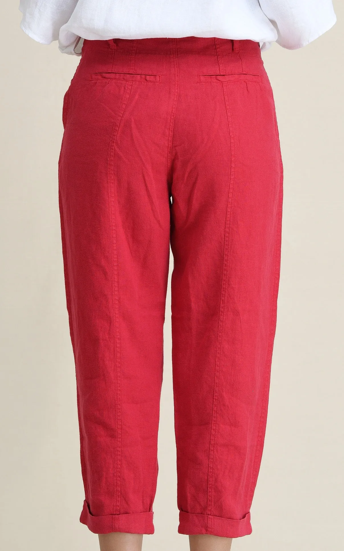 LINEN BUTTONED-UP CAPRI PANTS-MID-RISE