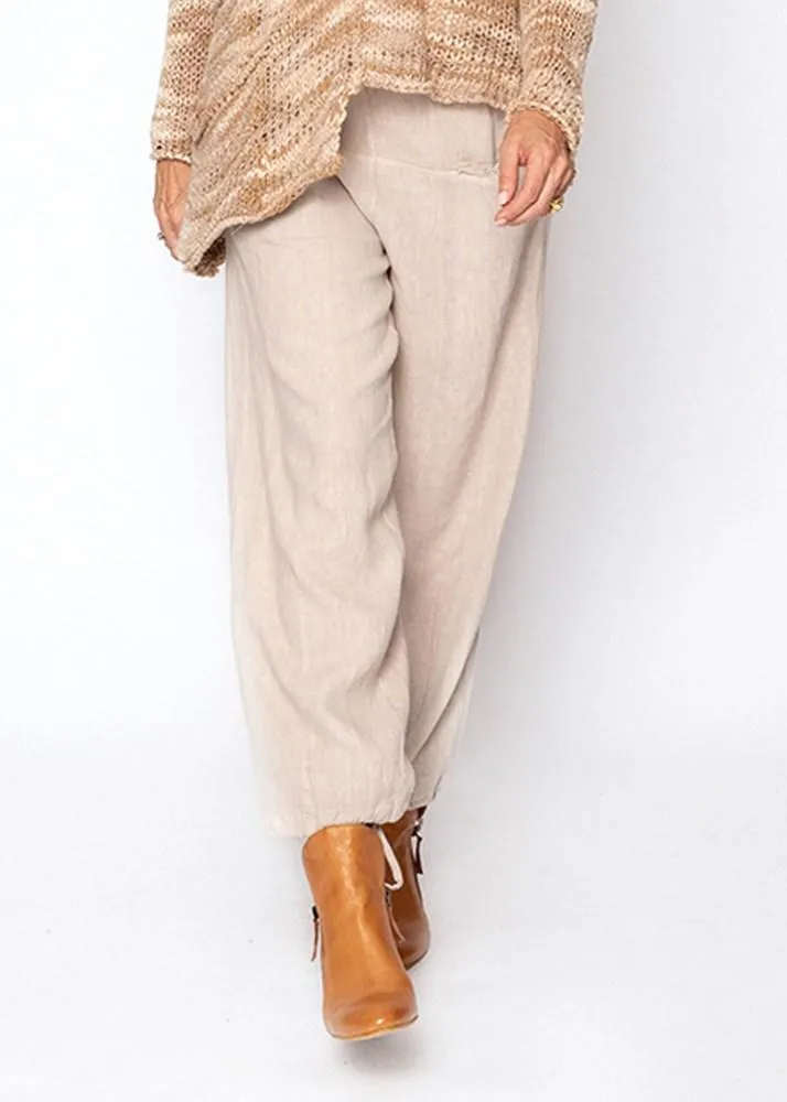 Nicola pant