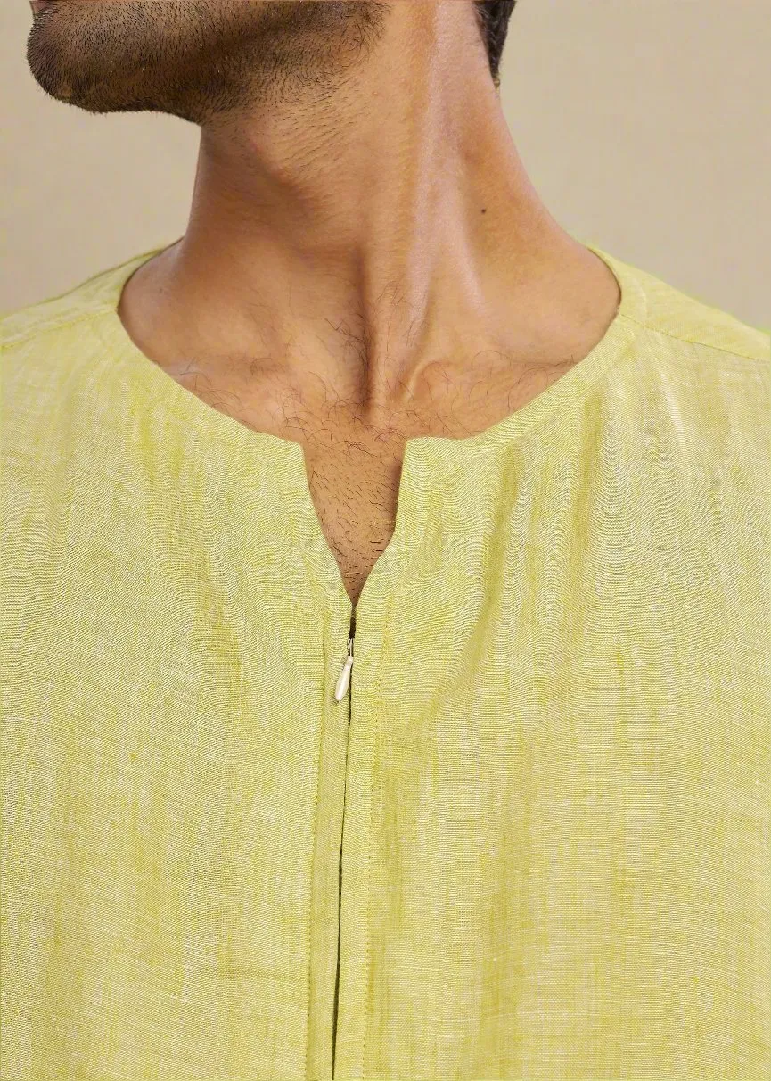 Roger - Notch Neck Pure Linen Short Sleeve T-Shirt with Zipper - Lime Green Chambray