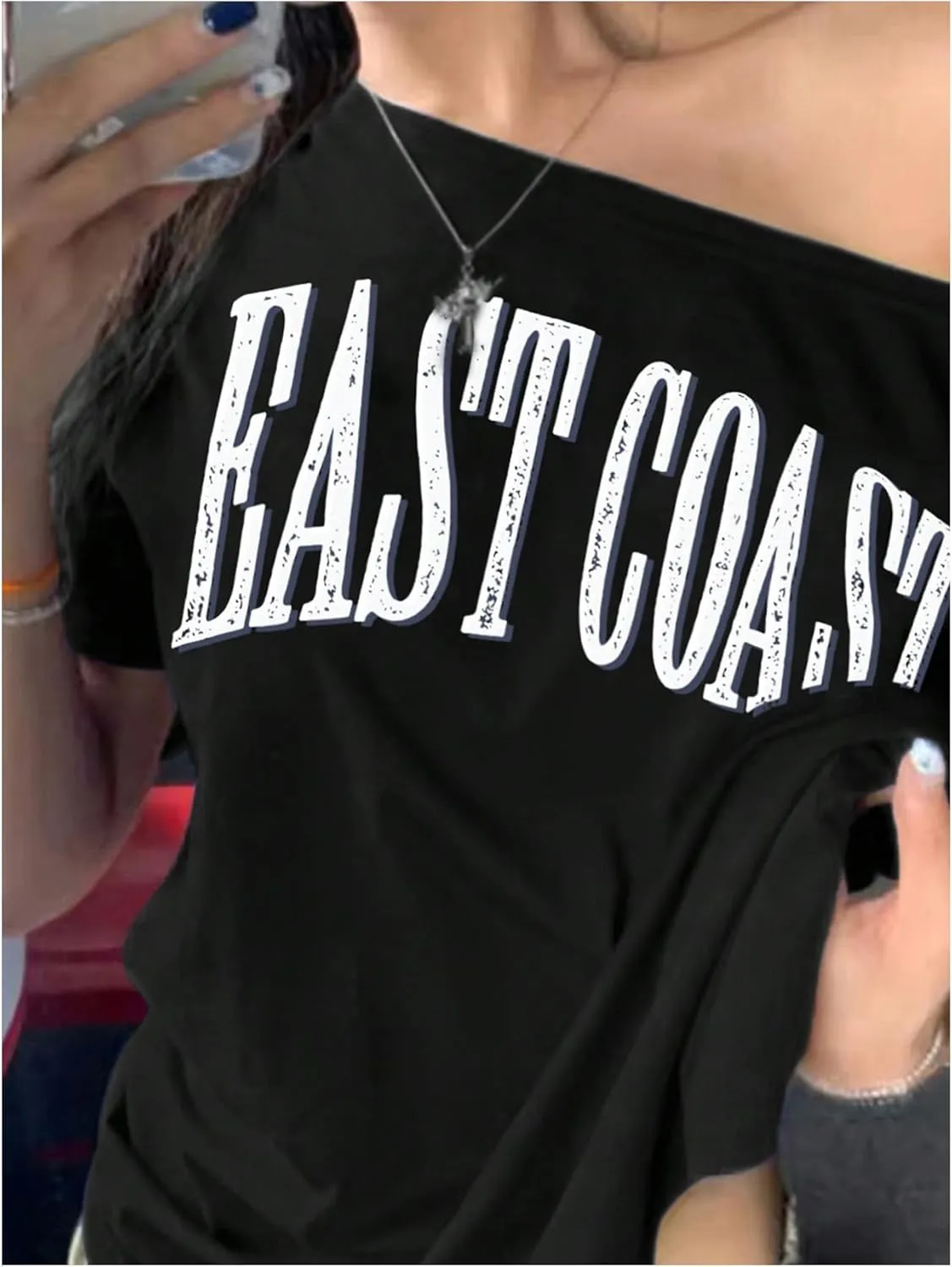 Women's Off The Shoulder Tops Letter Print Oversized Graphic Tees Vintage Y2k 90s Outfits Trendy